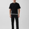 Pantaloni kaki moderni a vestibilità dritta