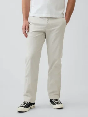 Pantaloni kaki moderni a vestibilità dritta