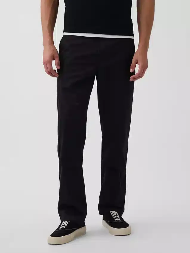 Pantaloni kaki moderni a vestibilità dritta