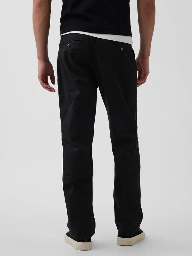 Pantaloni kaki moderni a vestibilità dritta