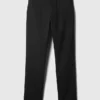 Pantaloni kaki moderni a vestibilità dritta