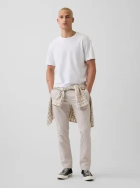 Pantaloni kaki slim moderni