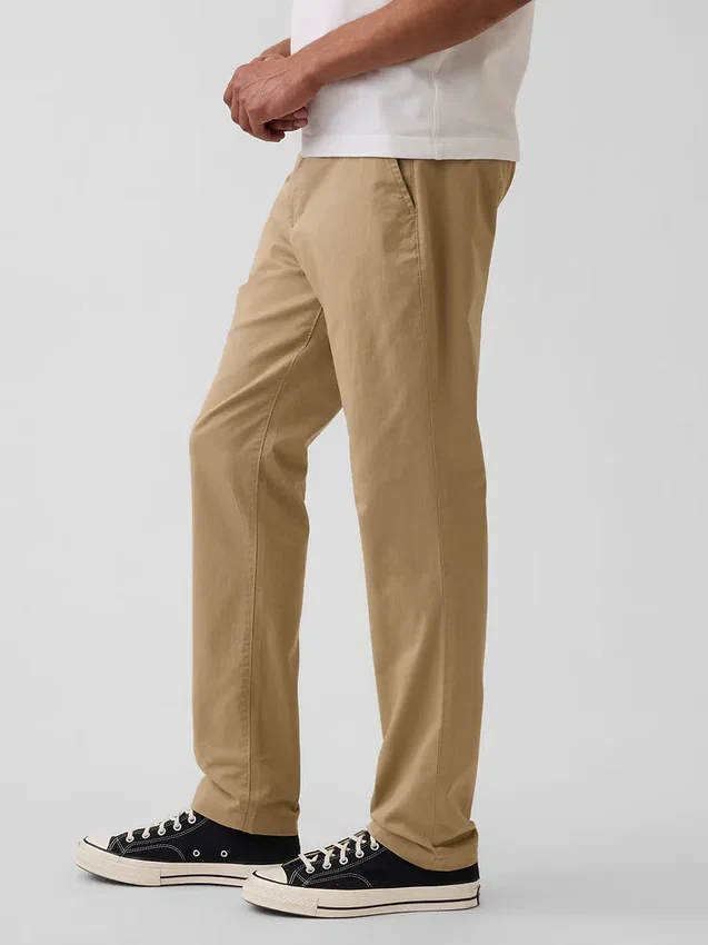 Pantaloni kaki slim moderni