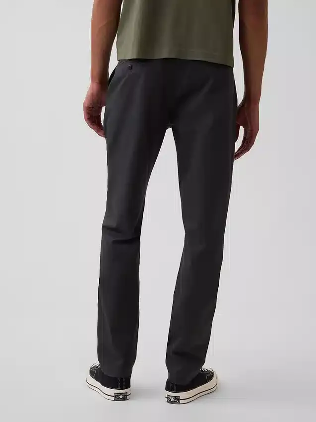 Pantaloni kaki slim moderni