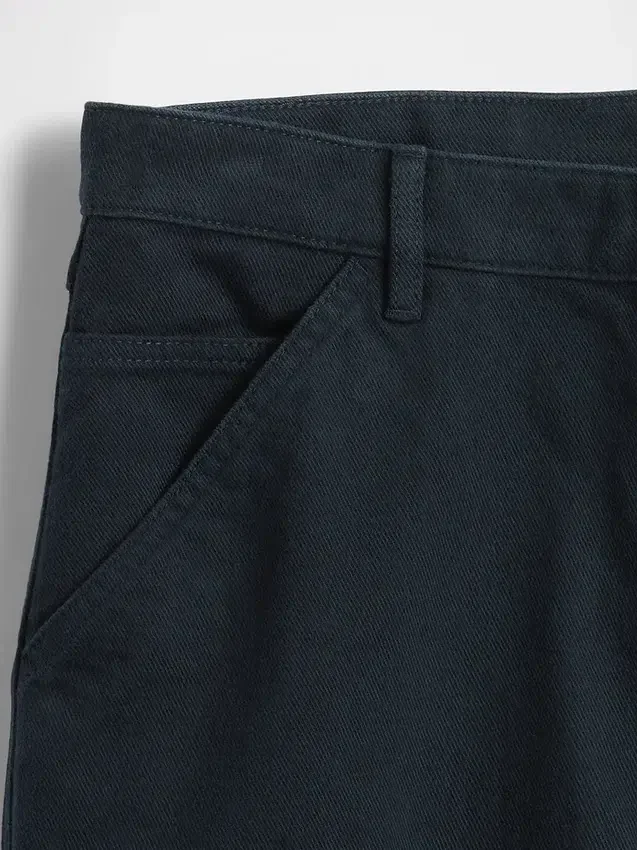 Pantaloni kaki utility dal taglio dritto e morbido