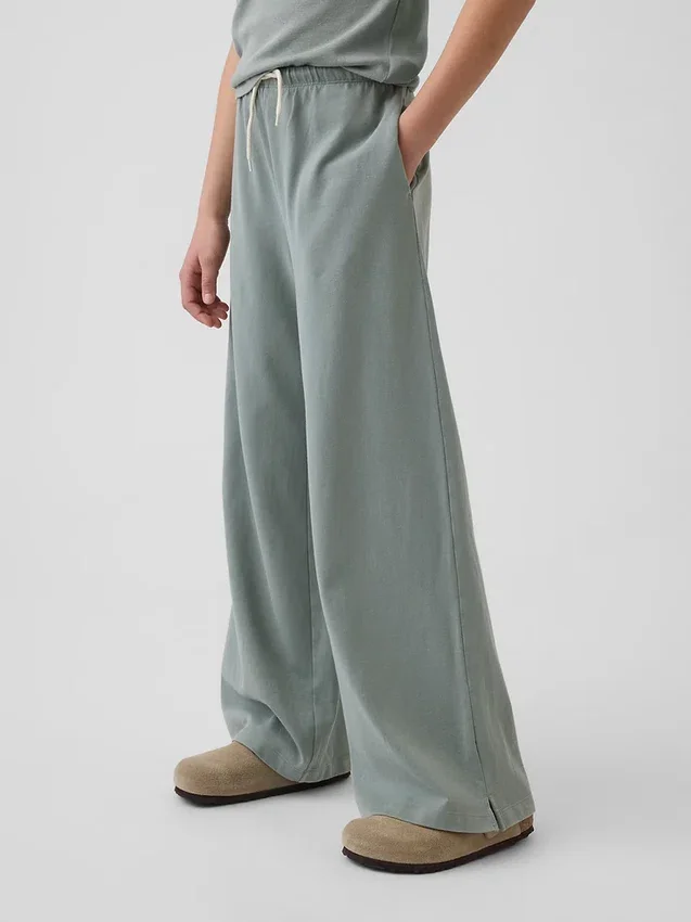 Pantaloni larghi dal taglio comodo per bambini