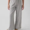 Pantaloni larghi dal taglio comodo per bambini