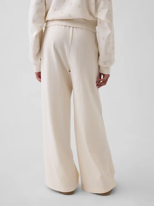 Pantaloni larghi dal taglio comodo per bambini