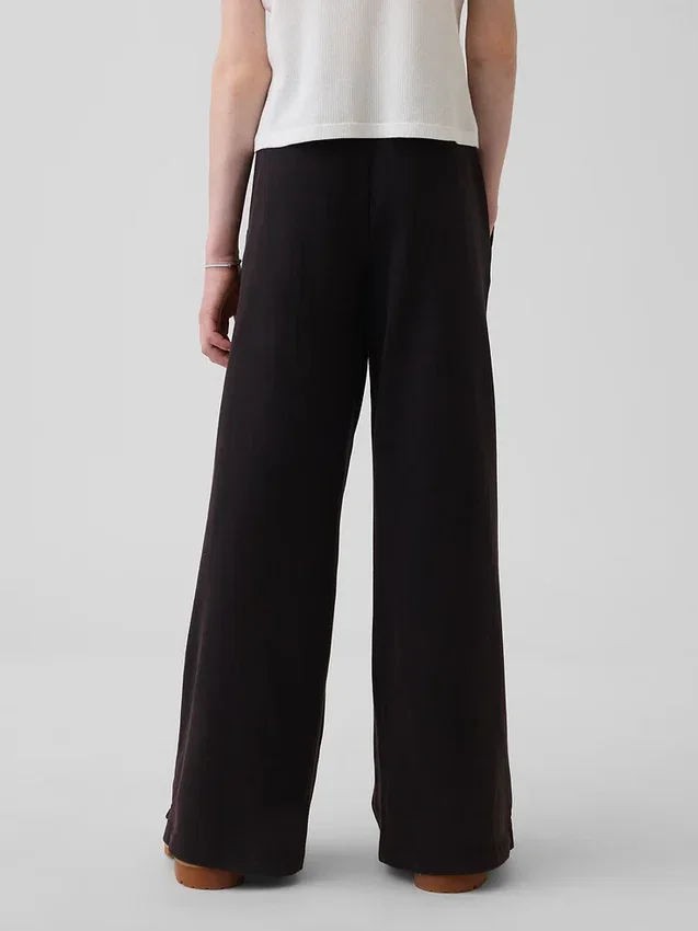Pantaloni larghi dal taglio comodo per bambini