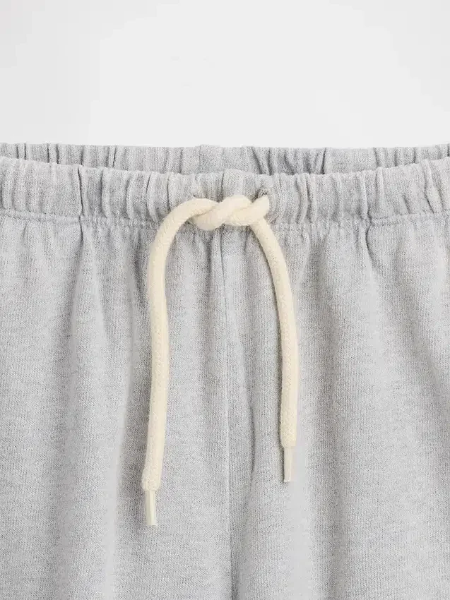 Pantaloni larghi dal taglio comodo per bambini