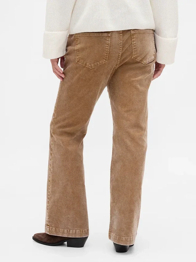 Pantaloni lunghi e slim in velluto a coste a vita bassa
