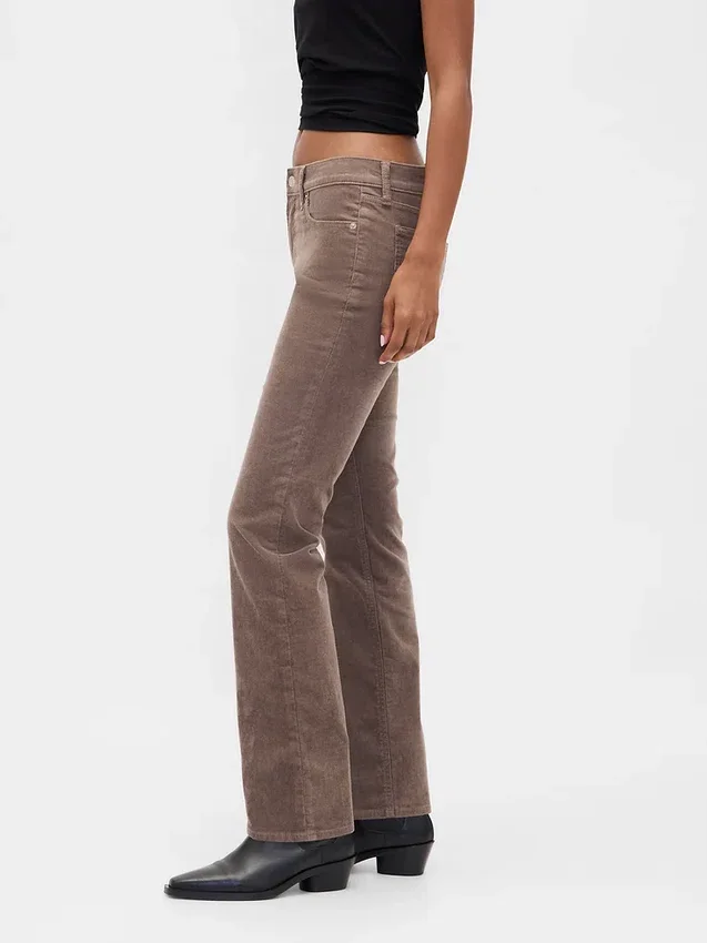 Pantaloni slim dritti in velluto a coste a vita bassa in stile anni ’90