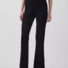 Pantaloni svasati moderni a costine larghe
