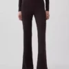 Pantaloni svasati moderni a costine larghe