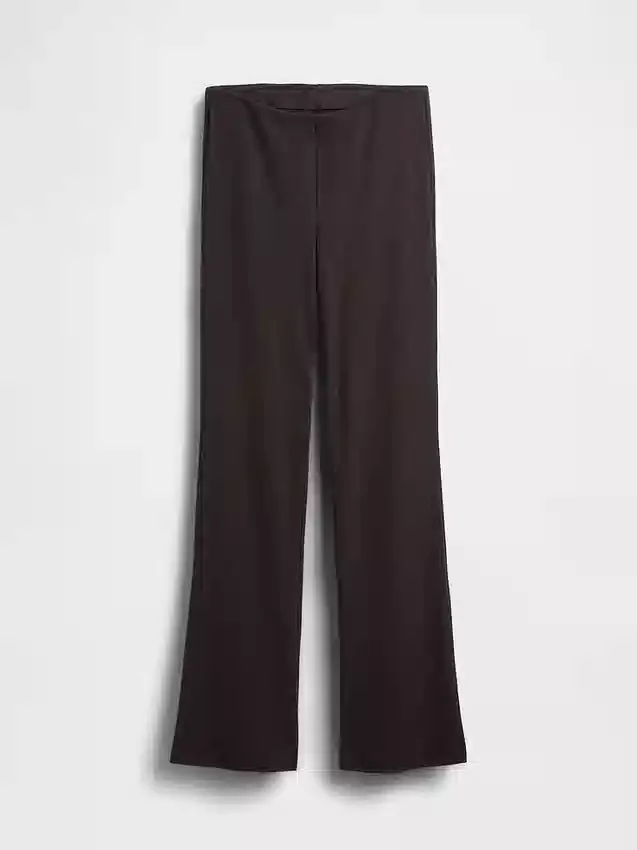 Pantaloni svasati moderni a costine larghe