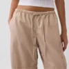 Pantaloni utility a gamba a botte in twill a vita media