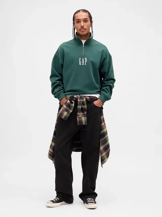 Pullover oversize pesante con logo e chiusura a un quarto di zip