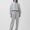 Pullover oversize Vintagesoft con mezza zip e scollo a V