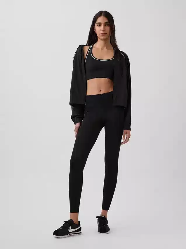 Reggiseno sportivo GapFit Smooth a dorso a vogatore per attività a medio impatto