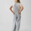 Salopette baggy a righe in denim per bambini