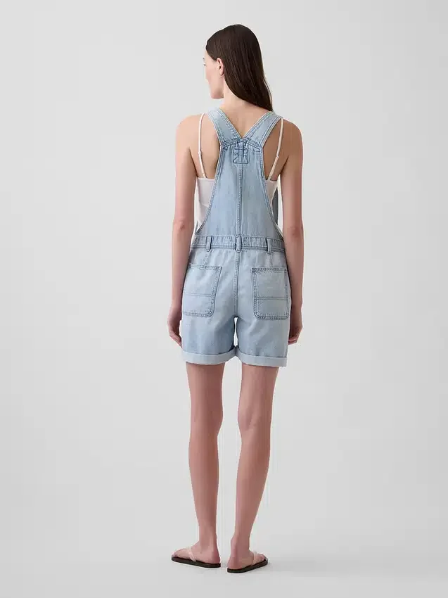 Salopette corta in denim ultra morbido