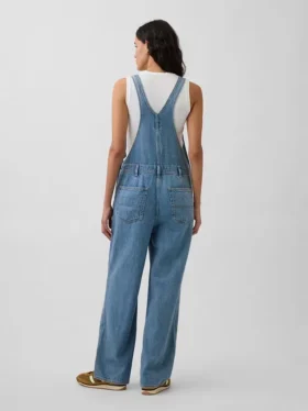 Salopette in denim morbidissimo dal taglio morbido