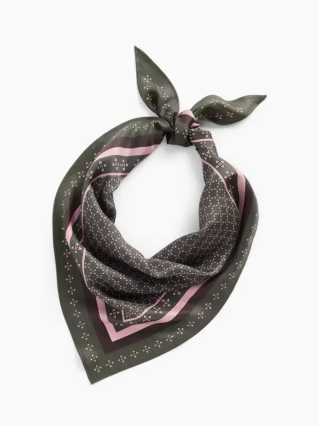 Sciarpa bandana triangolare oversize in 100% seta