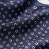 Sciarpa bandana triangolare oversize in 100% seta