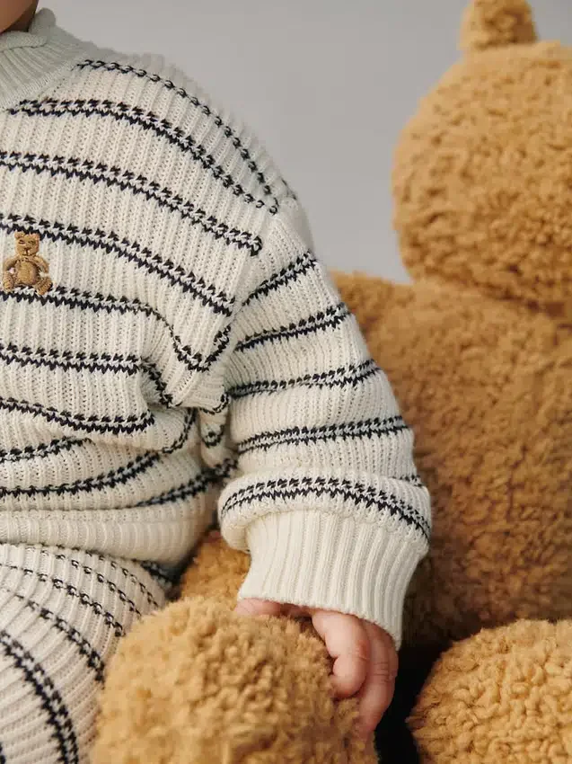 Set completo con maglione per neonati
