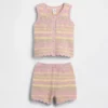 Set con gilet a righe all’uncinetto per neonati