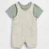 Set con salopette corta in misto lino e cotone per neonati
