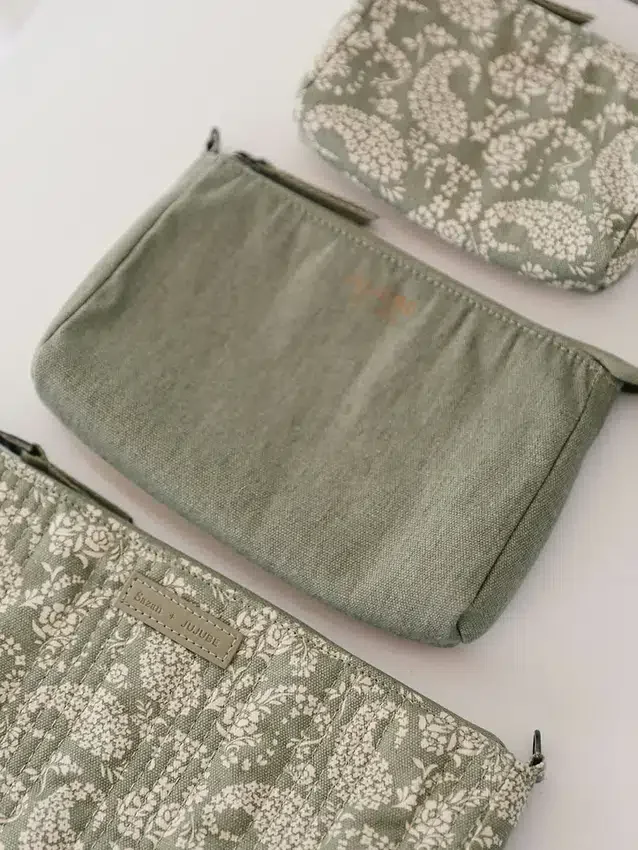 Set di 3 astucci Sazan X Jujube