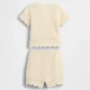 Set di abbigliamento per neonati all’uncinetto