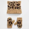 Set di berretto e guanti CashSoft con motivo leopardo per neonato & bebè