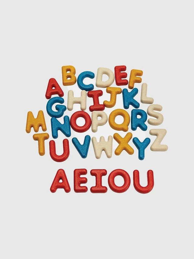 Set per lo sviluppo delle competenze linguistiche con l’alfabeto maiuscolo