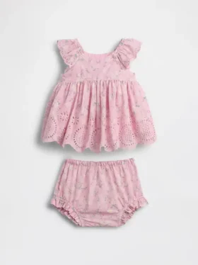 Set per neonati con dettagli traforati