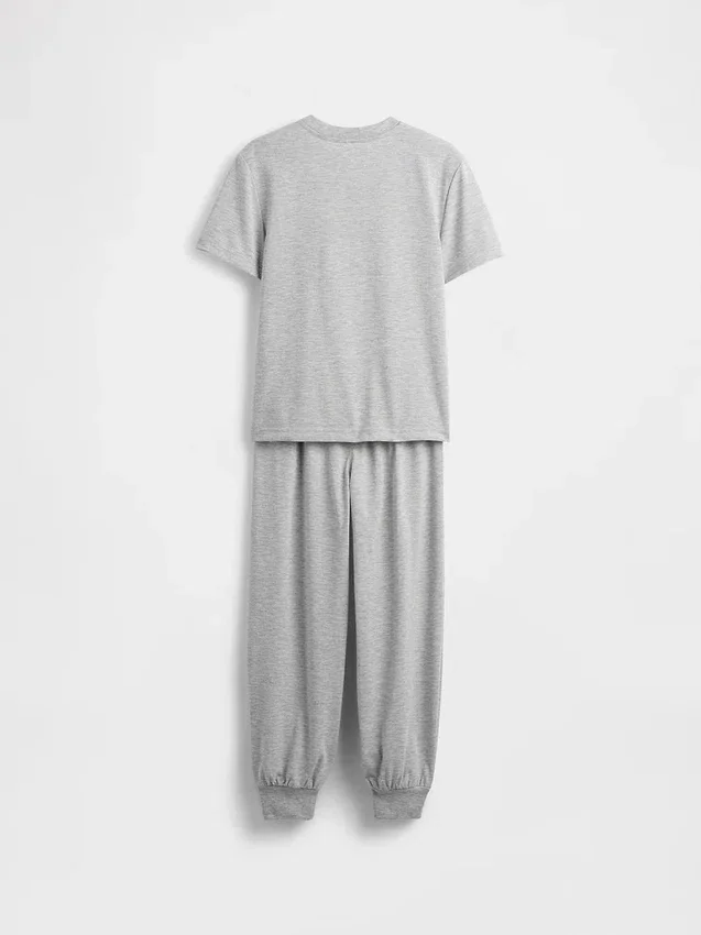 Set pigiama da bambino con pantaloni jogger riciclati