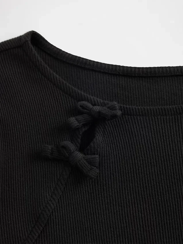 T-shirt a costine con fiocco per bambini