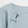 T-shirt a costine con fiocco per bambini