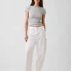 T-shirt a costine moderno