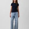 T-shirt a costine moderno