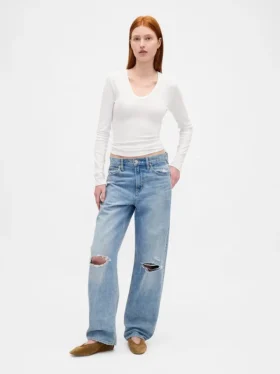 T-shirt a costine moderno