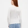 T-shirt a costine moderno