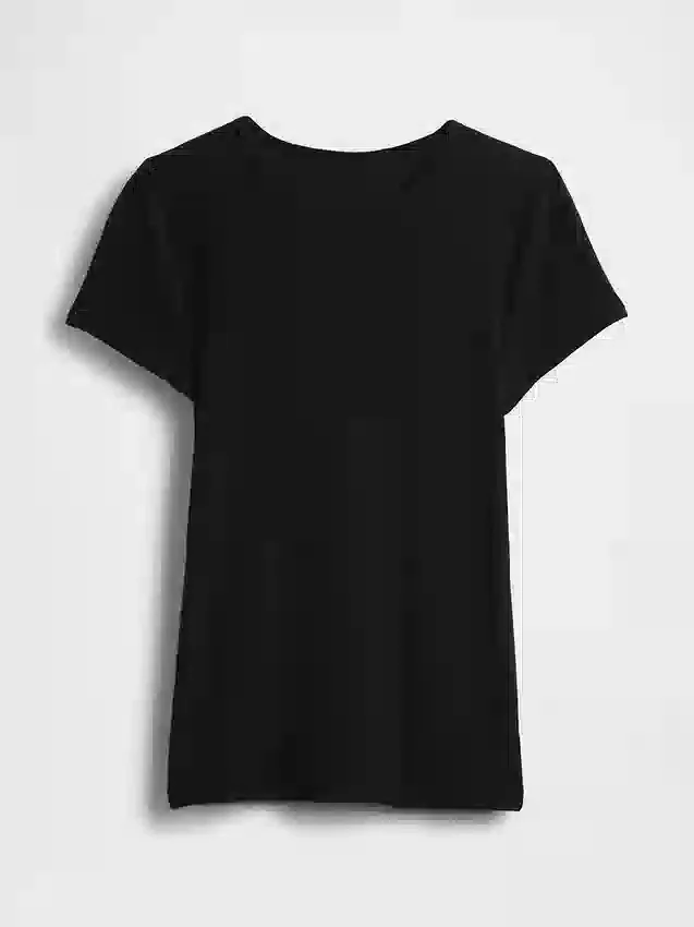 T-shirt a costine moderno
