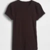 T-shirt a costine moderno