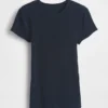T-shirt a costine moderno