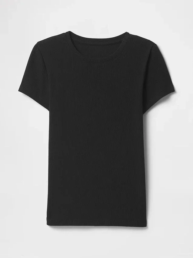 T-shirt a costine moderno