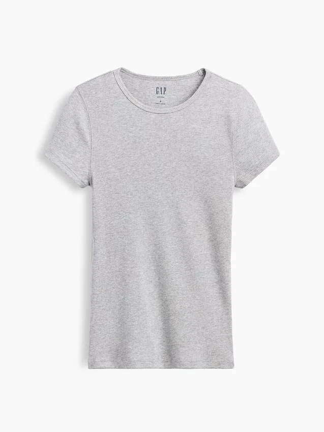 T-shirt a costine moderno