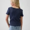T-shirt a costine pointelle con bottoni sul davanti per bambini