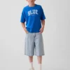 T-shirt blu per bambini con logo dal taglio comodo